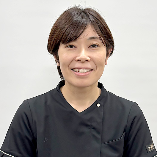 亀尾　由紀